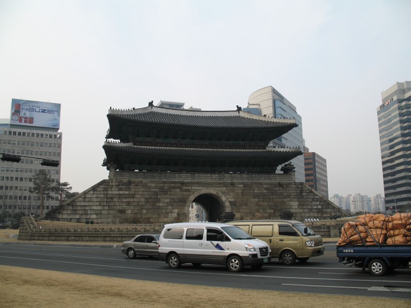 Nam Dae Mon Gate - In modern setting