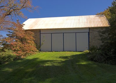 Barn West Side