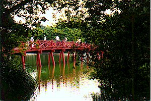 vnbridge.jpg (31846 bytes)