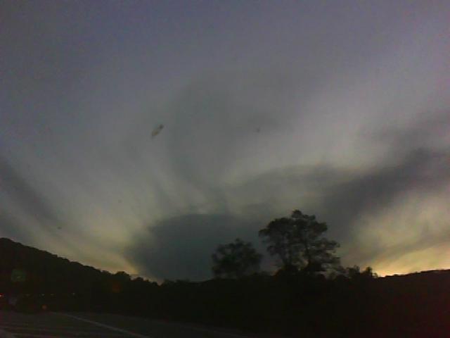 streaky-clouds
