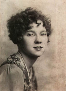 Dorothy Lowe - DorothyLowe2