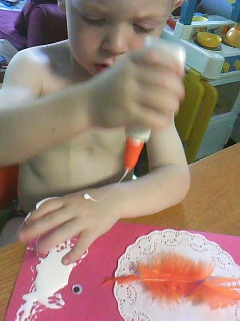 squiggly-glue-birthday-cake