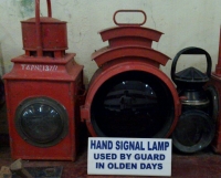 Hand signal lamp, used by guard in olden days