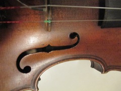Bo's fiddle f-hole detail